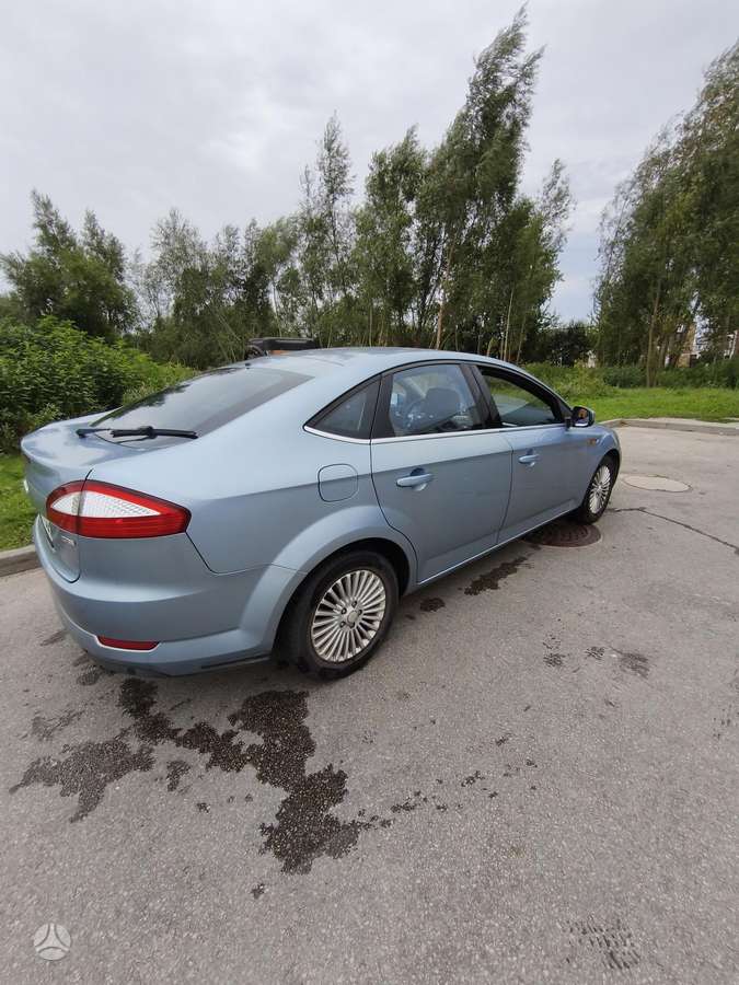 Ford Mondeo, 1.8 l., hatchback