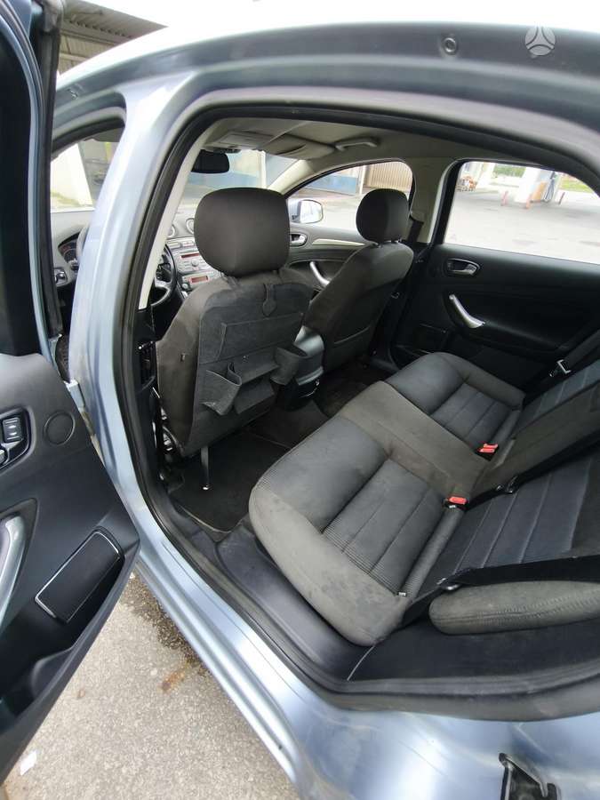 Ford Mondeo, 1.8 l., hatchback