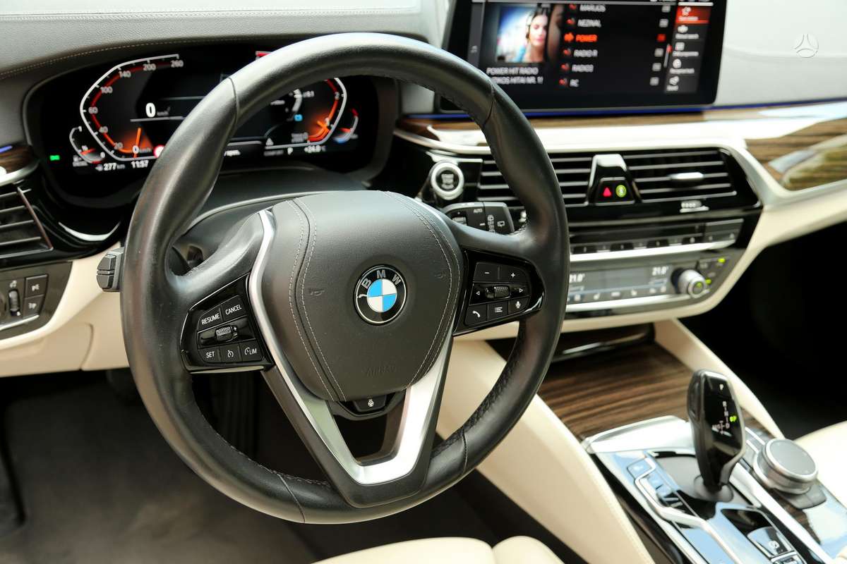 BMW 530, Универсал
