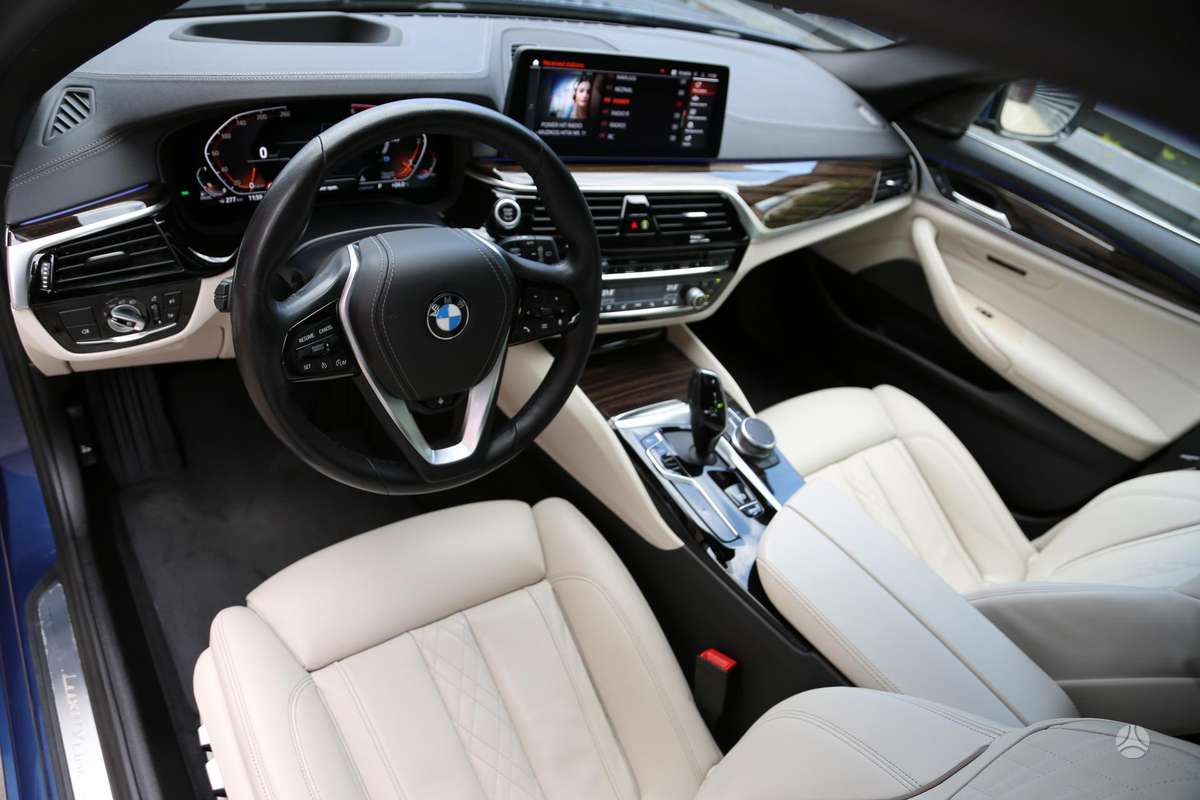 BMW 530, Универсал