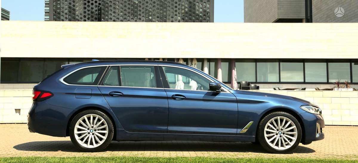 BMW 530, Универсал