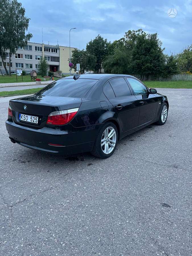 BMW 525, 3.0 l., Седан