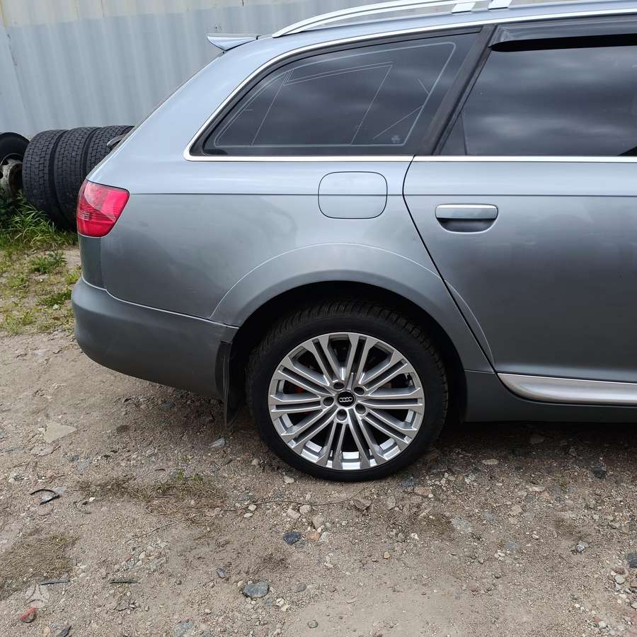 Audi A6 allroad, 2.7 l., Универсал