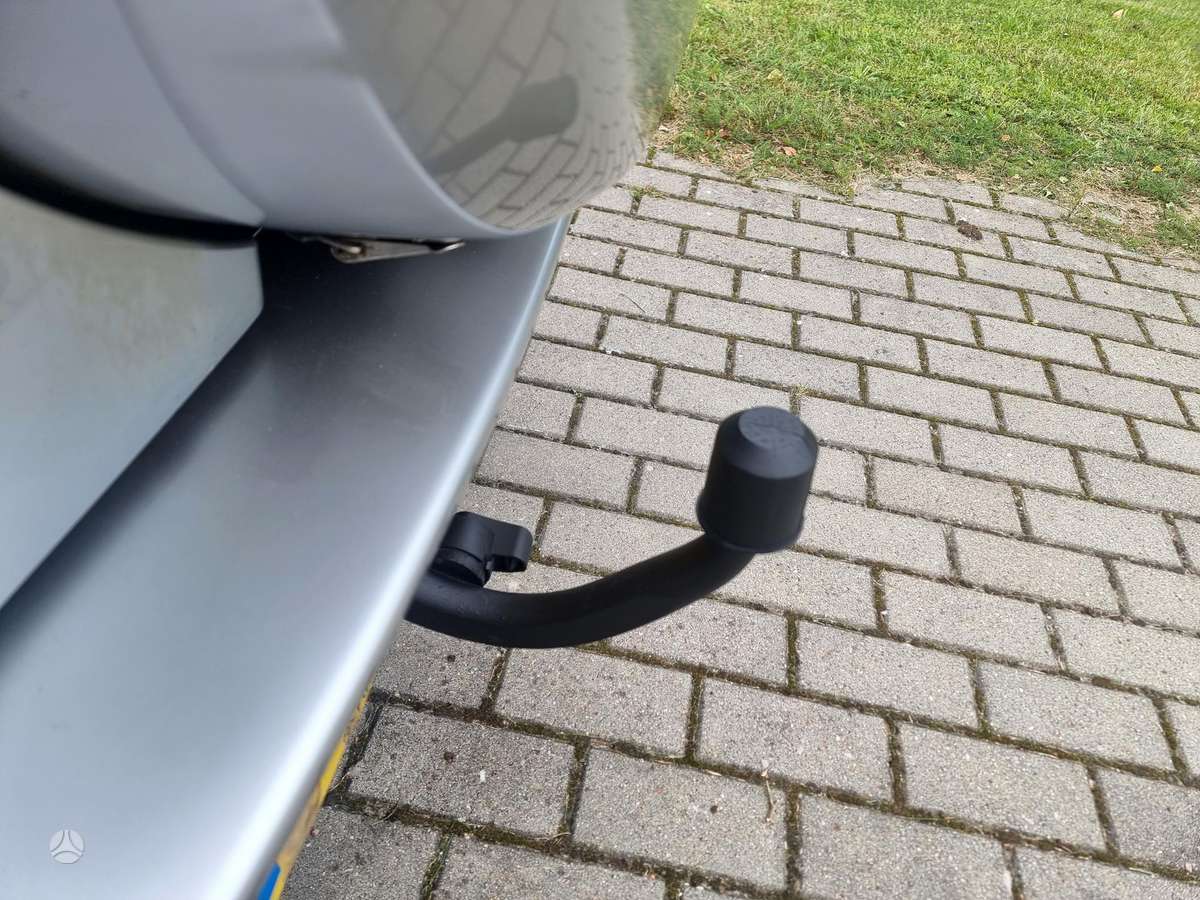 Toyota RAV4 - 11