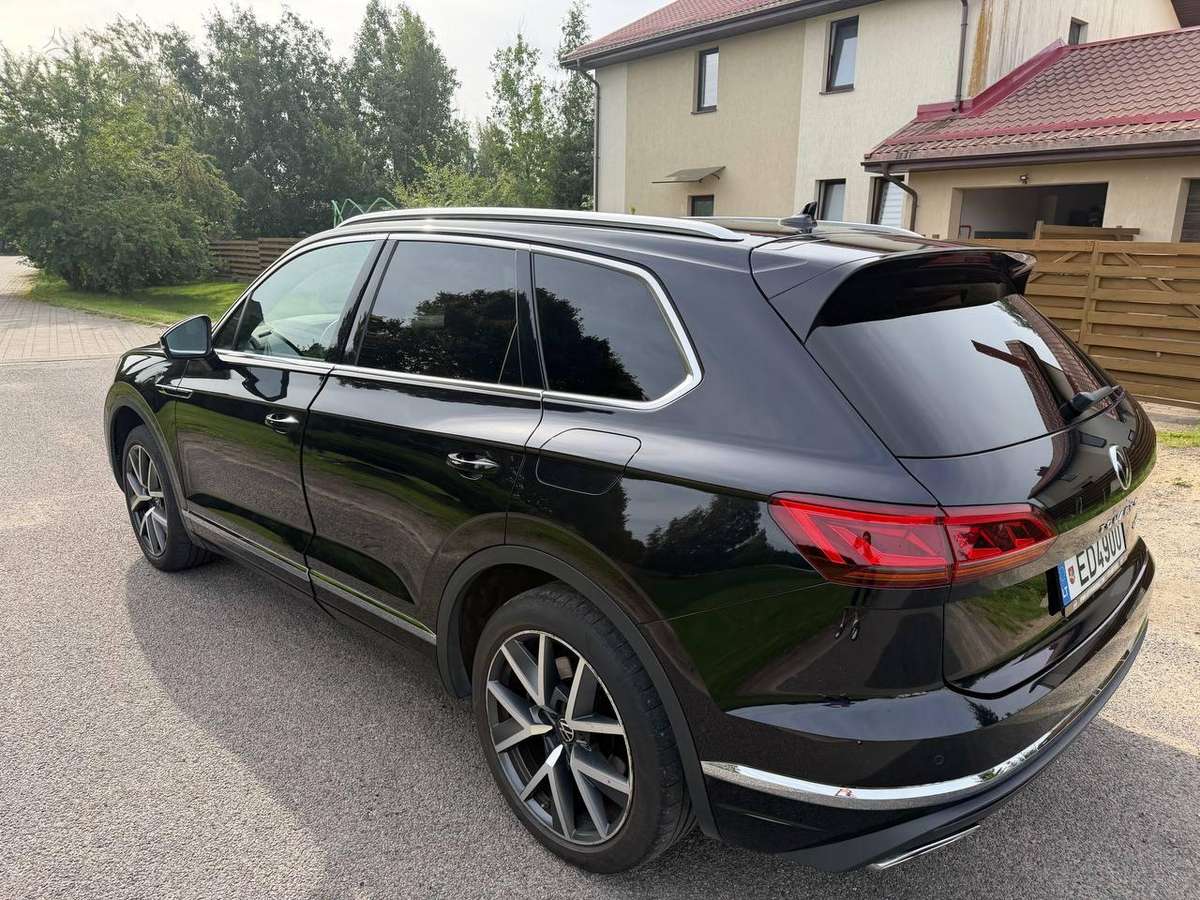 Volkswagen Touareg - 10