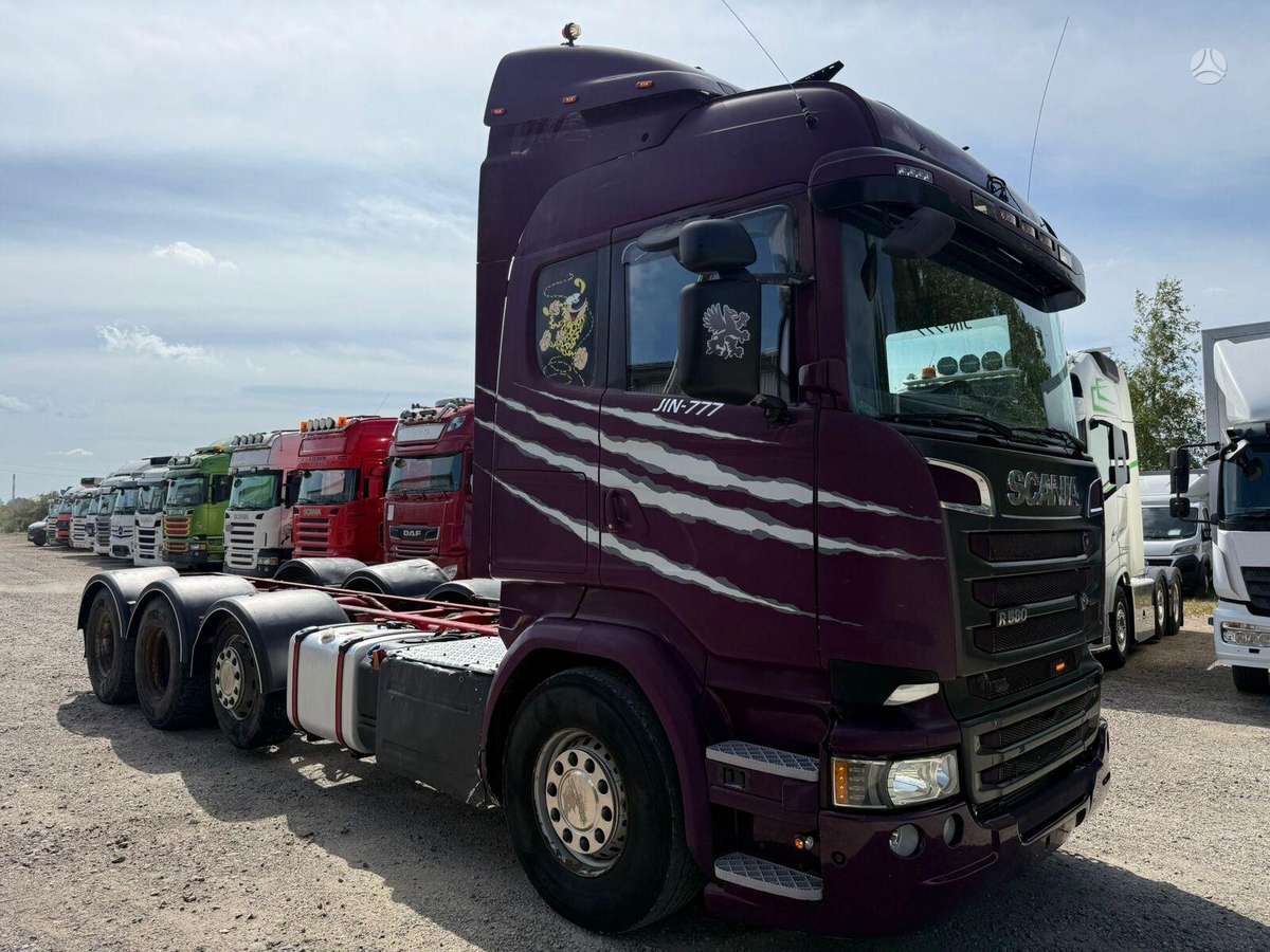 Scania R580 8X4, cab-chassis trucks