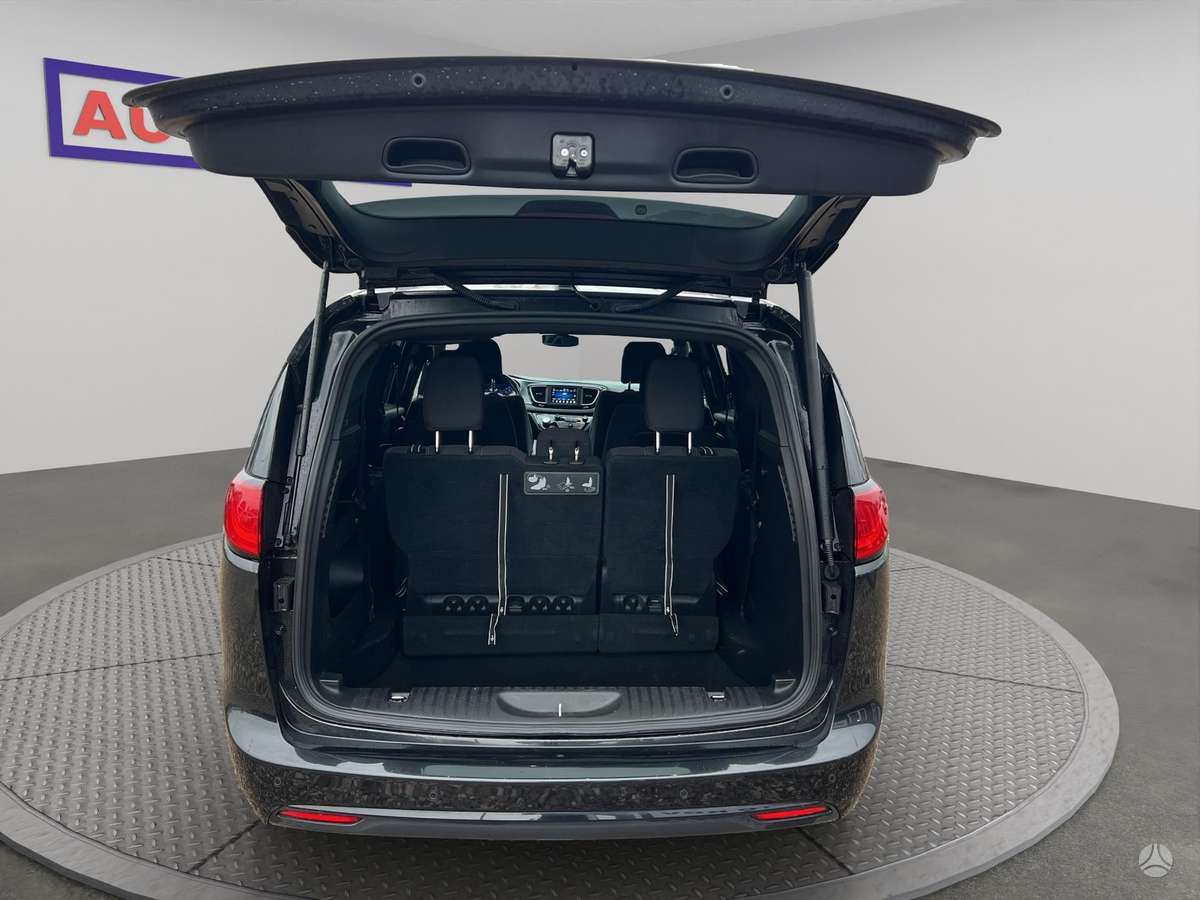 Chrysler Pacifica, 3.6 l., Минивэн