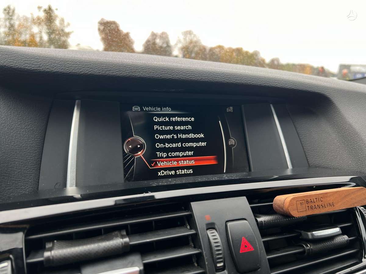 BMW X4, 2.0 l., off-road / crossover
