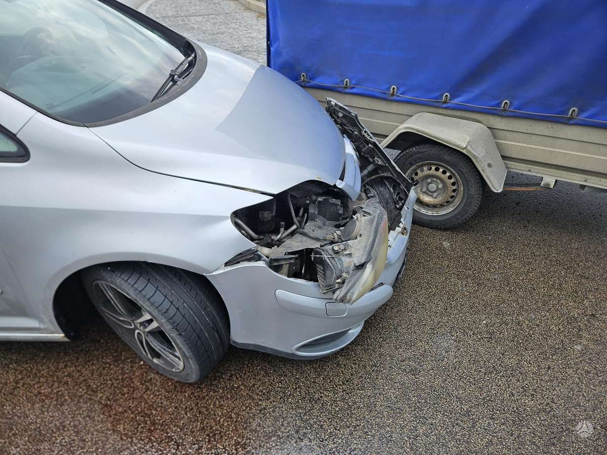 Volkswagen Golf Plus - 2