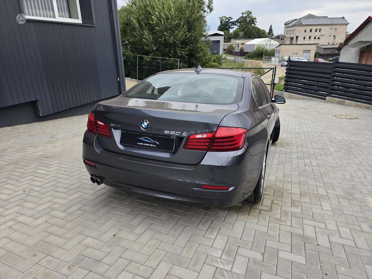 BMW 520, 2.0 l., Седан