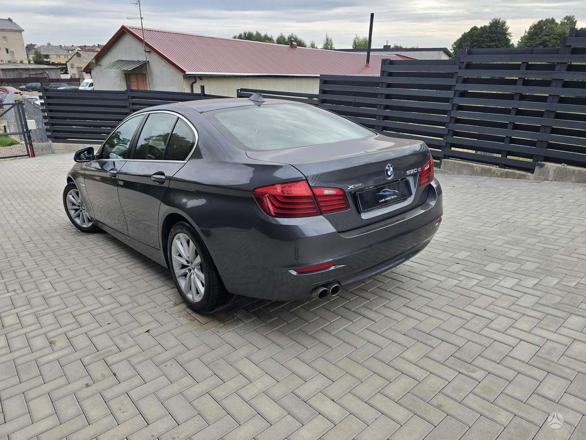 BMW 520, 2.0 l., Седан