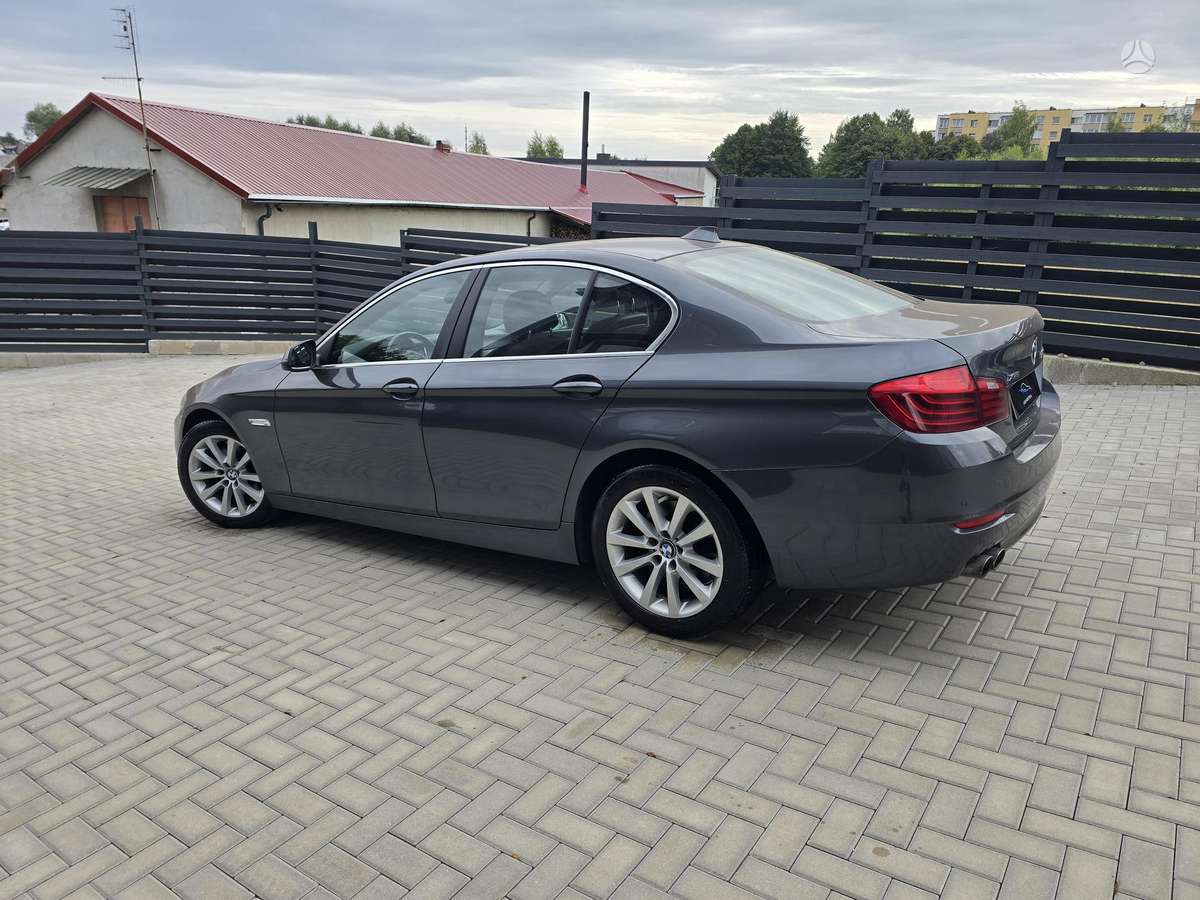 BMW 520, 2.0 l., Седан