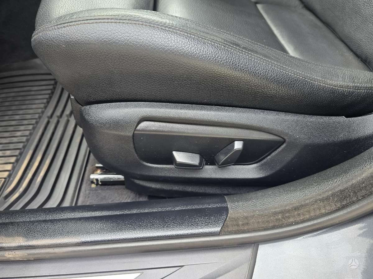 BMW 520, 2.0 l., Седан