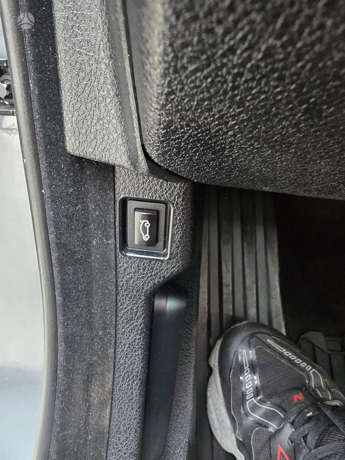 BMW 520, 2.0 l., Седан