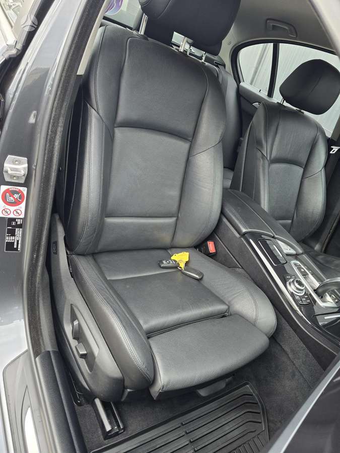 BMW 520, 2.0 l., Седан