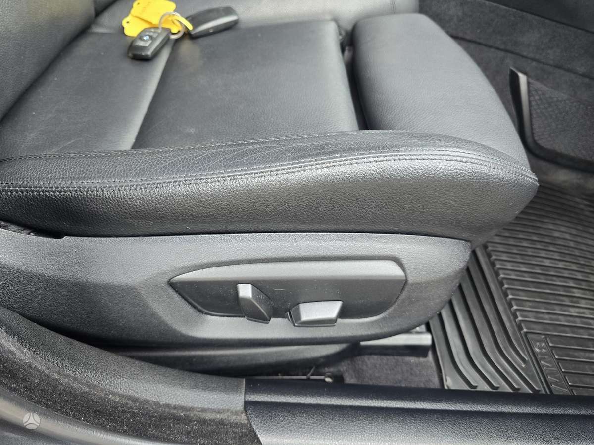 BMW 520, 2.0 l., Седан