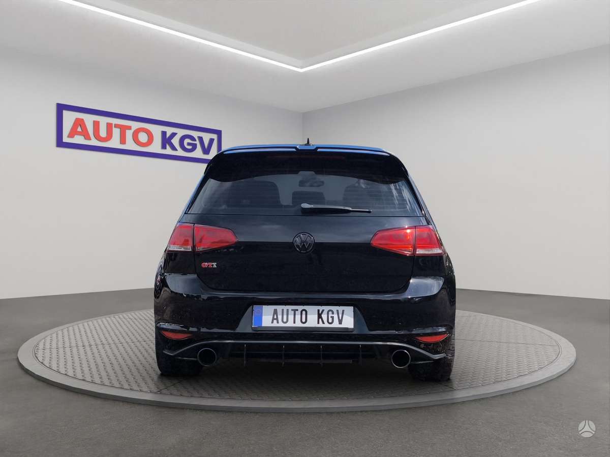 Volkswagen Golf, 2.0 l., hatchback