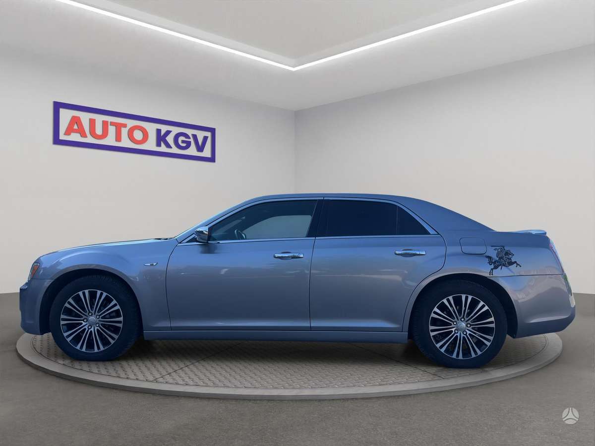 Chrysler 300C, 5.7 l., Седан
