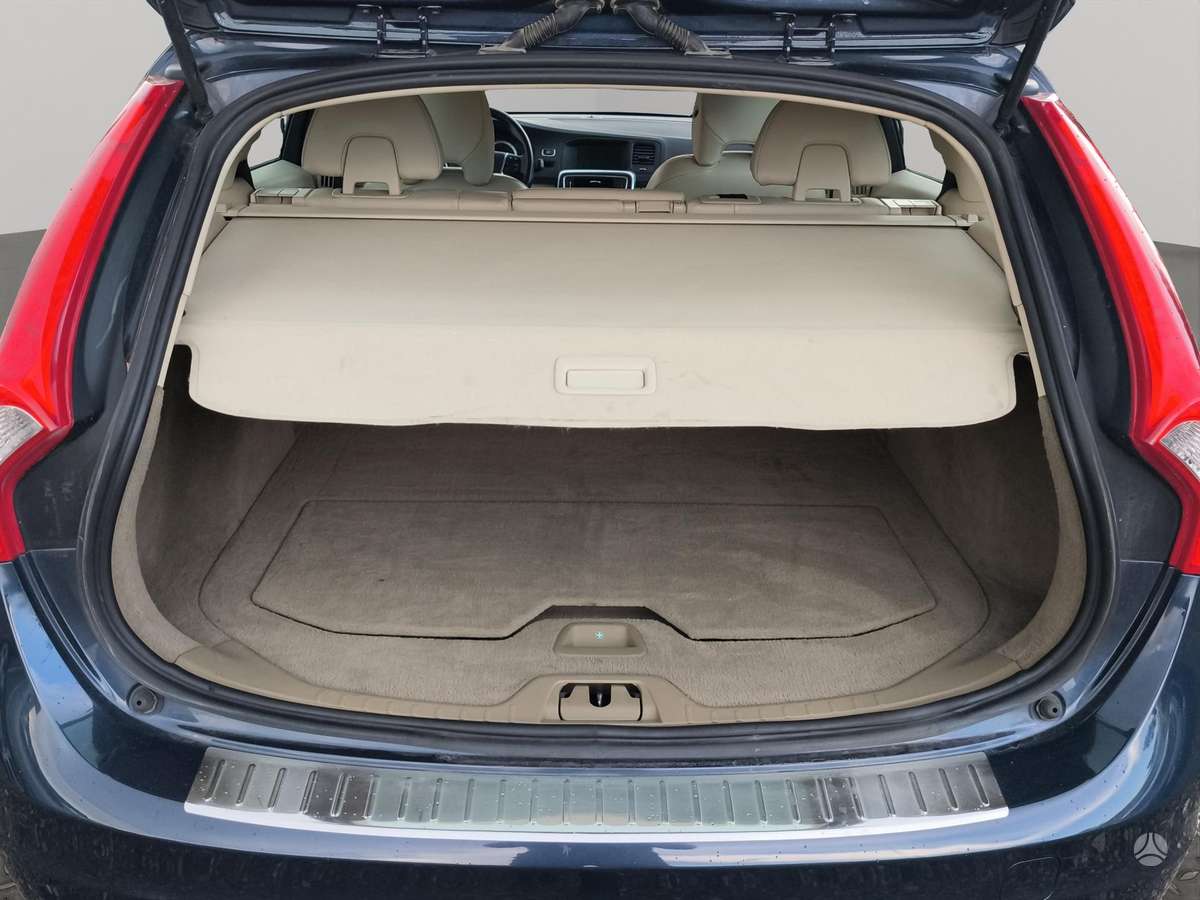 Volvo V60, 2.4 l., wagon