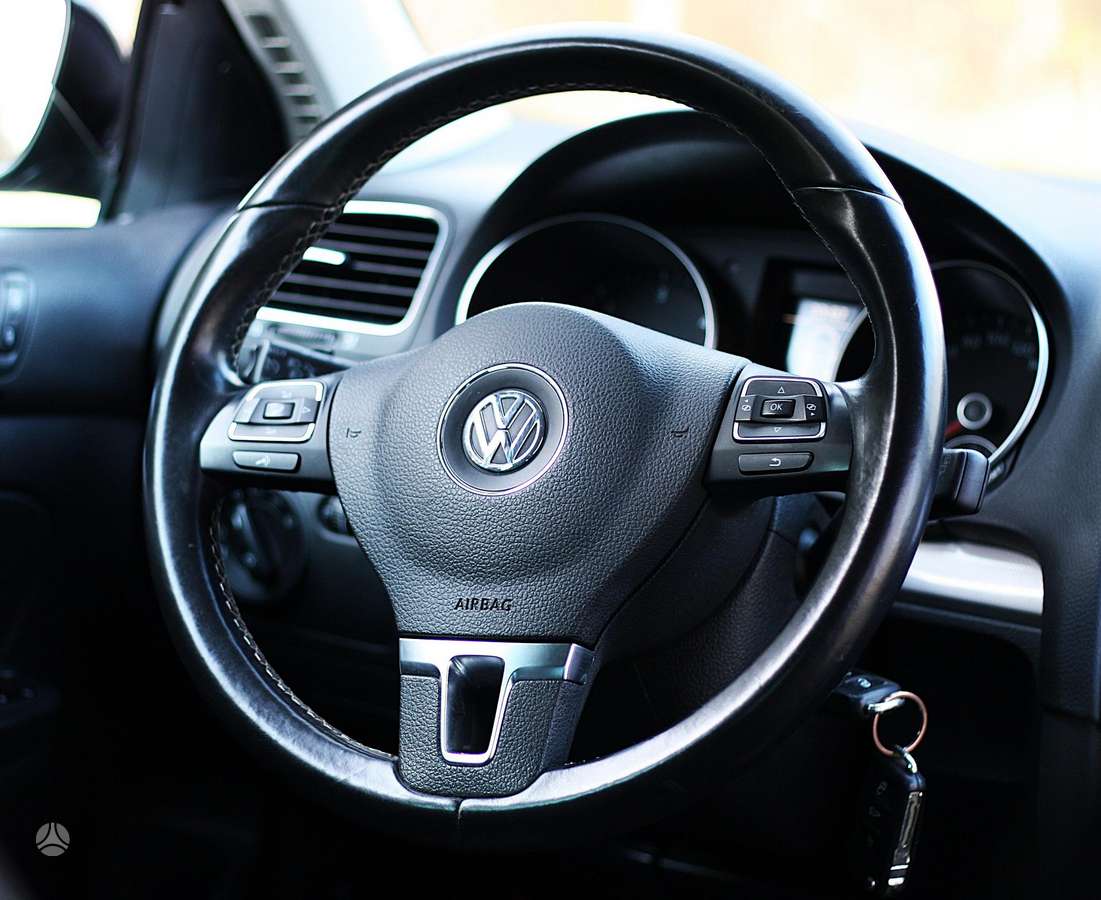 Volkswagen Golf, 1.6 l., Универсал