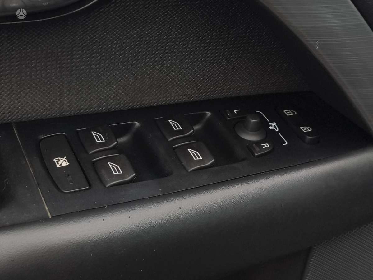 Volvo S80, 2.4 l., Седан