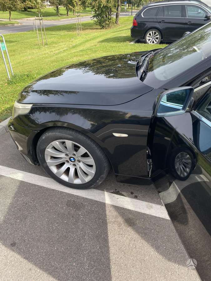 BMW 520, 2.0 l., Универсал