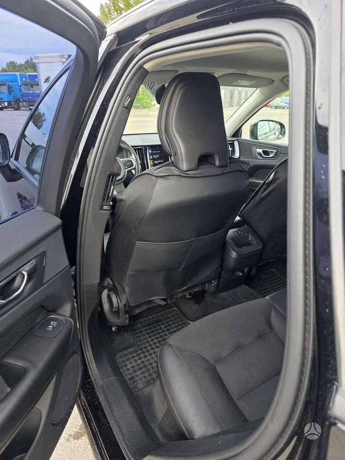 Volvo XC60 - 8