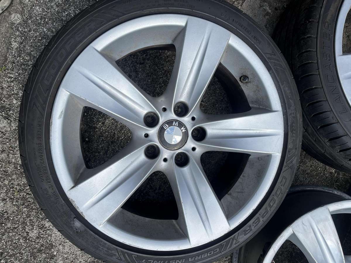 BMW, lengvojo lydinio, R18