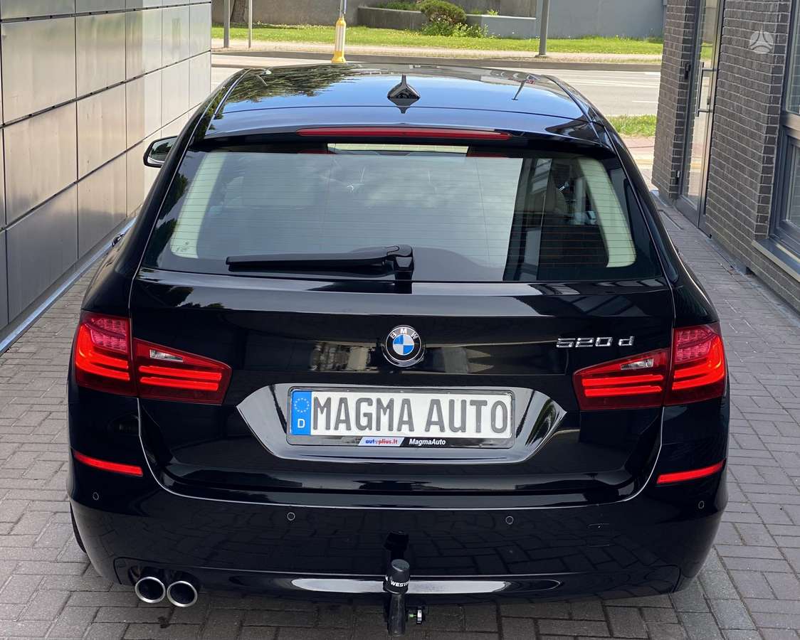 BMW 520, 2.0 l., wagon