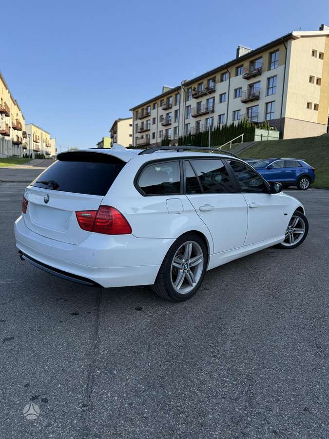 BMW 320, 2.0 l., Универсал