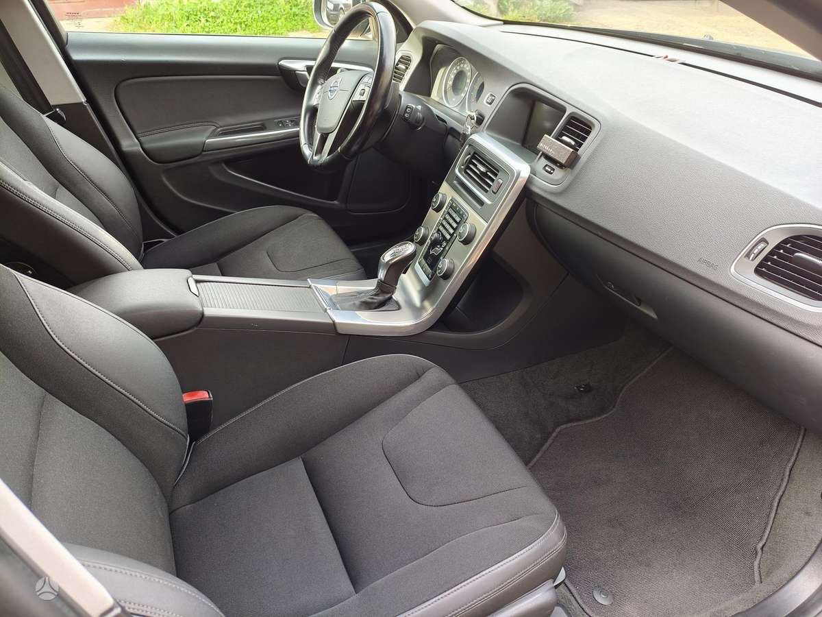 Volvo V60, 2.0 l., Универсал