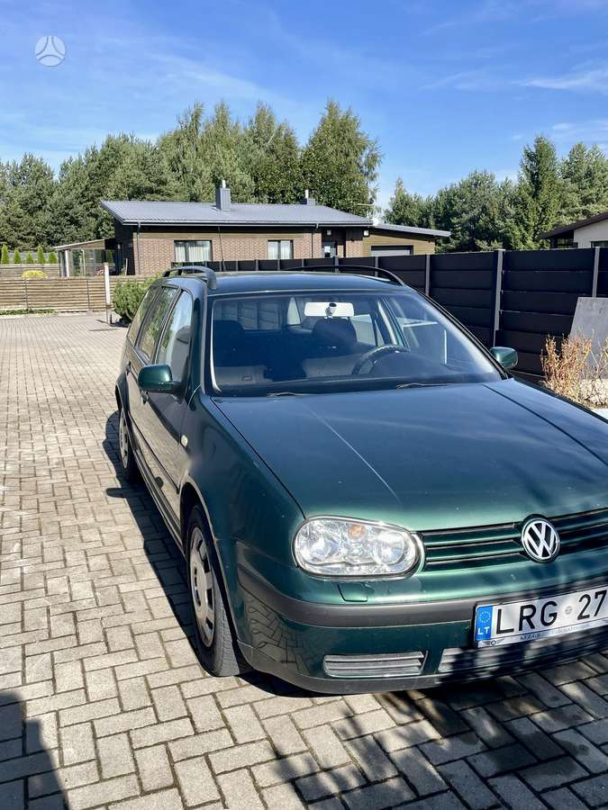 Volkswagen Golf - 3