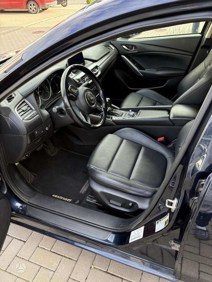 Mazda 6, 2.5 l., Седан
