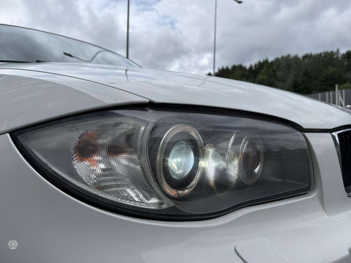 BMW 120, 2.0 l., hatchback