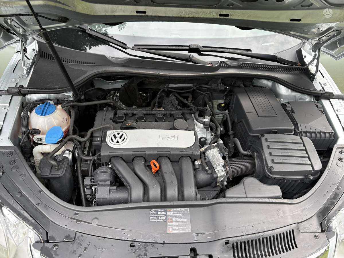 Volkswagen Eos, 2.0 l., convertible