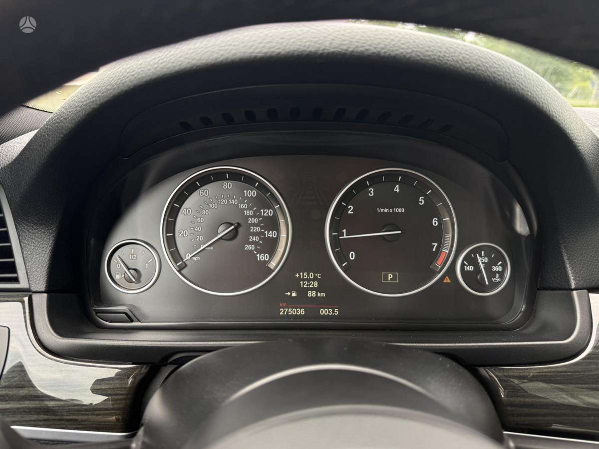 BMW 528, 2.0 l., Седан