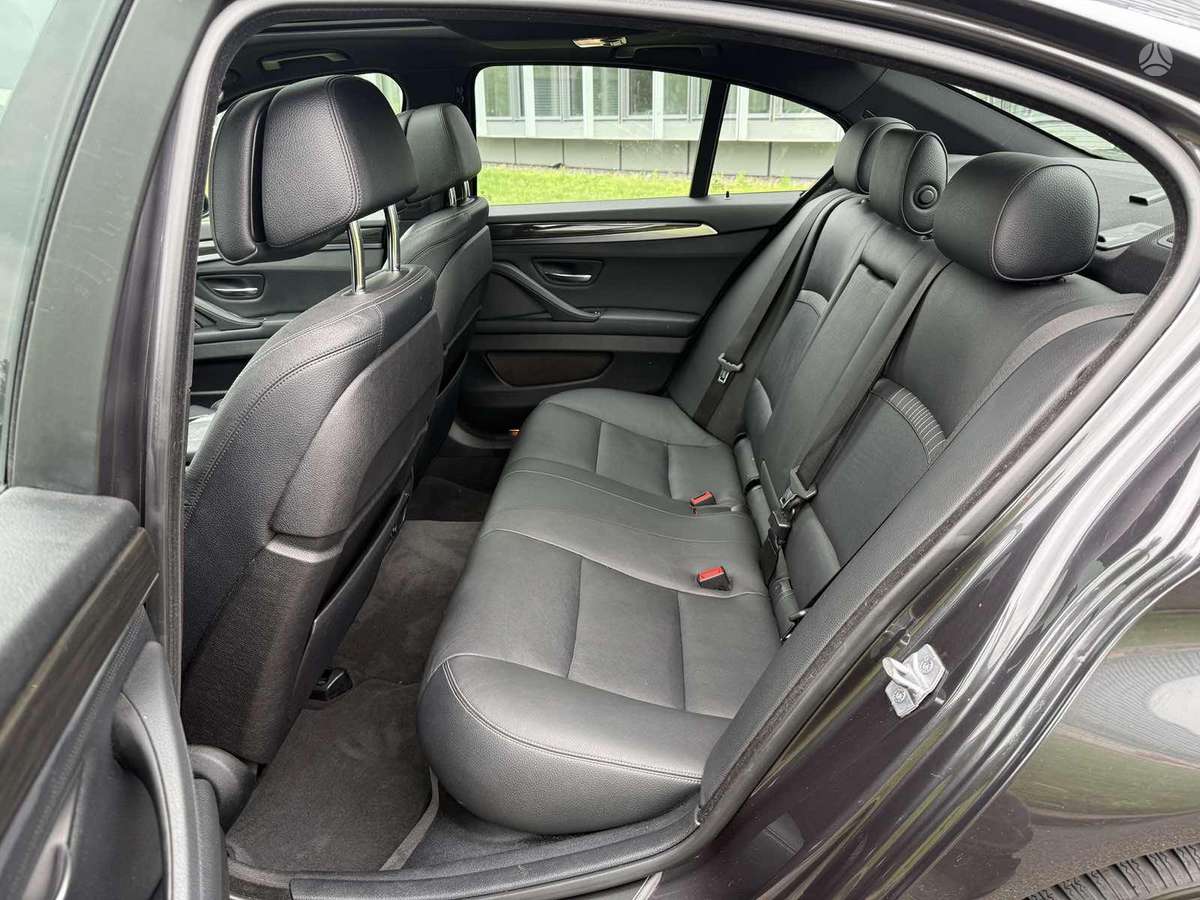 BMW 528, 2.0 l., Седан