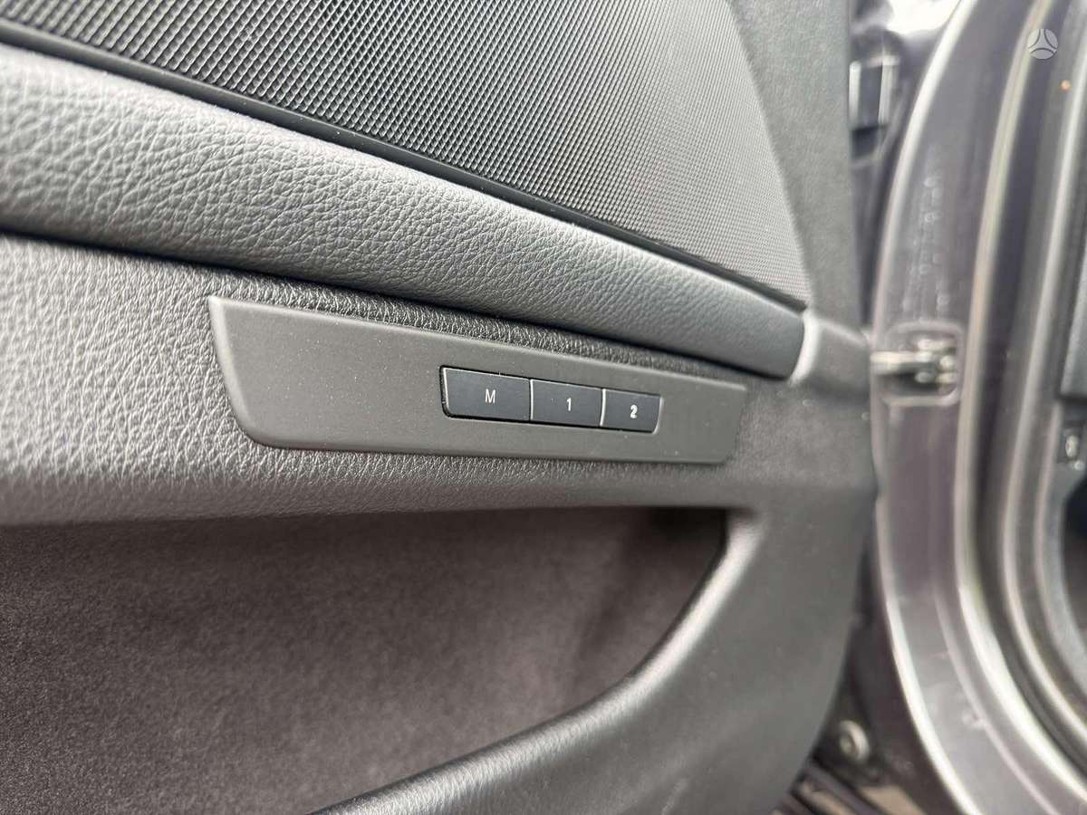 BMW 528, 2.0 l., Седан