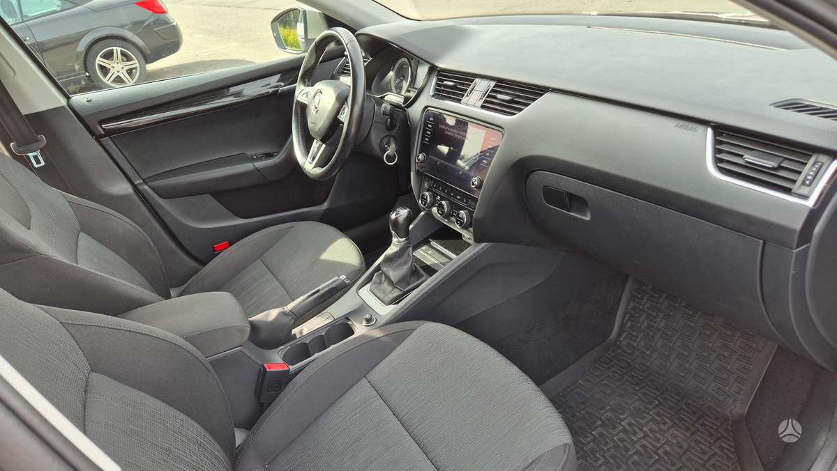 Škoda Octavia - 11