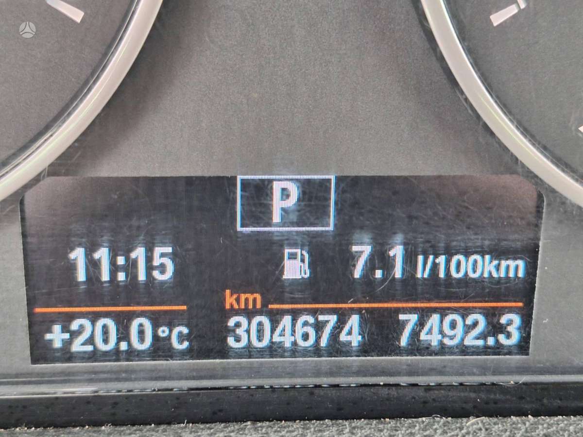 BMW 216, 1.5 l., Минивэн