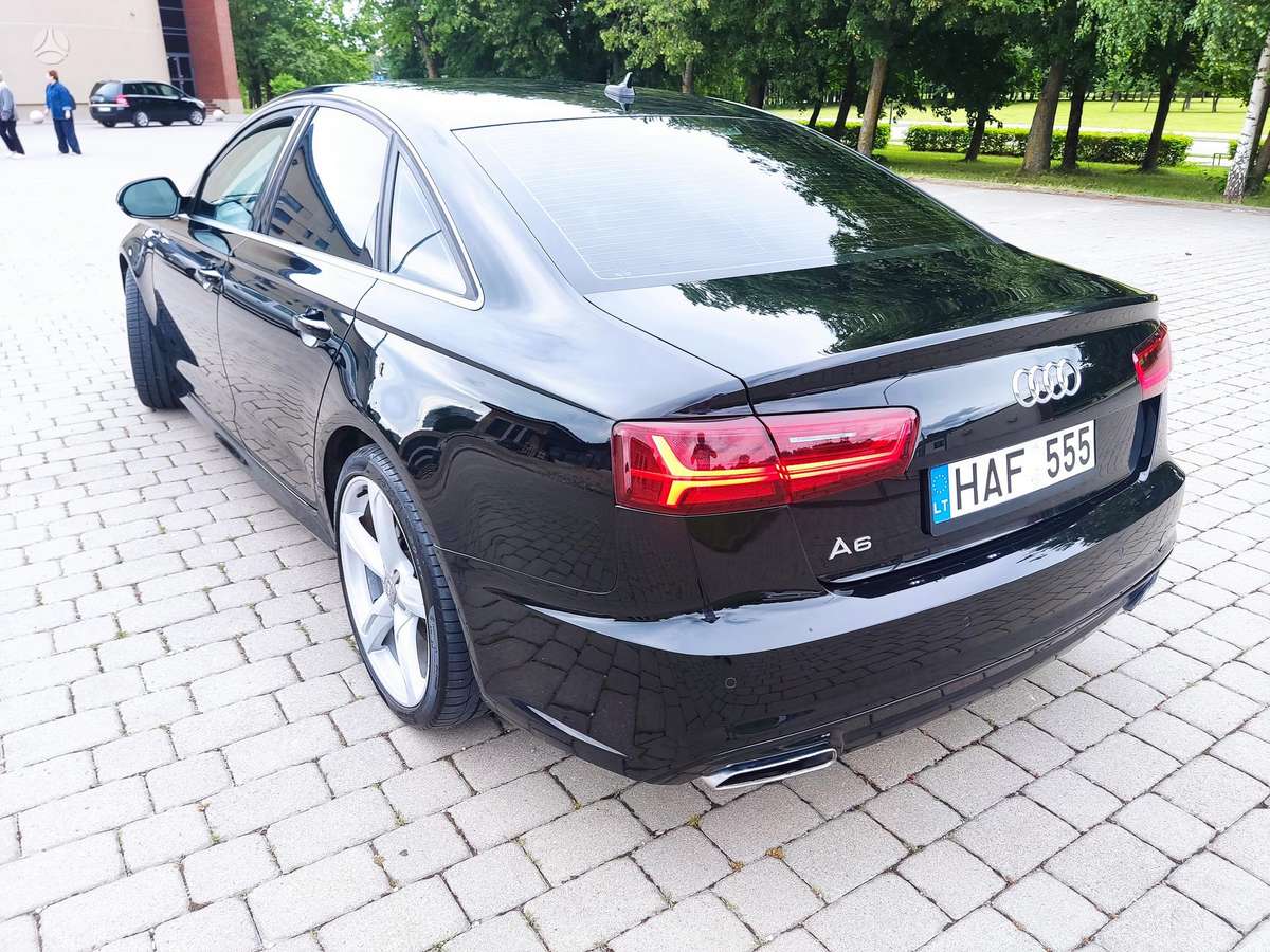 Audi A6, 2.0 l., Седан