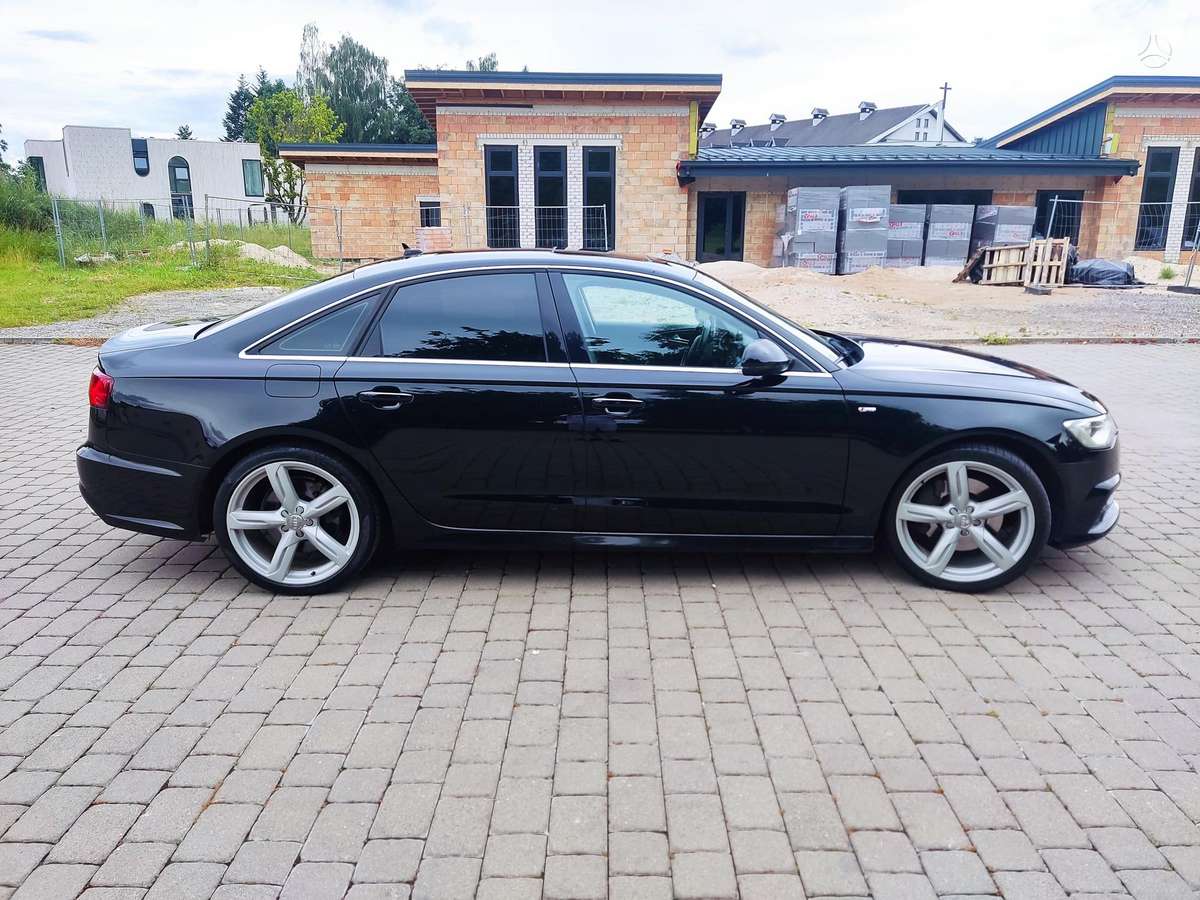 Audi A6, 2.0 l., Седан