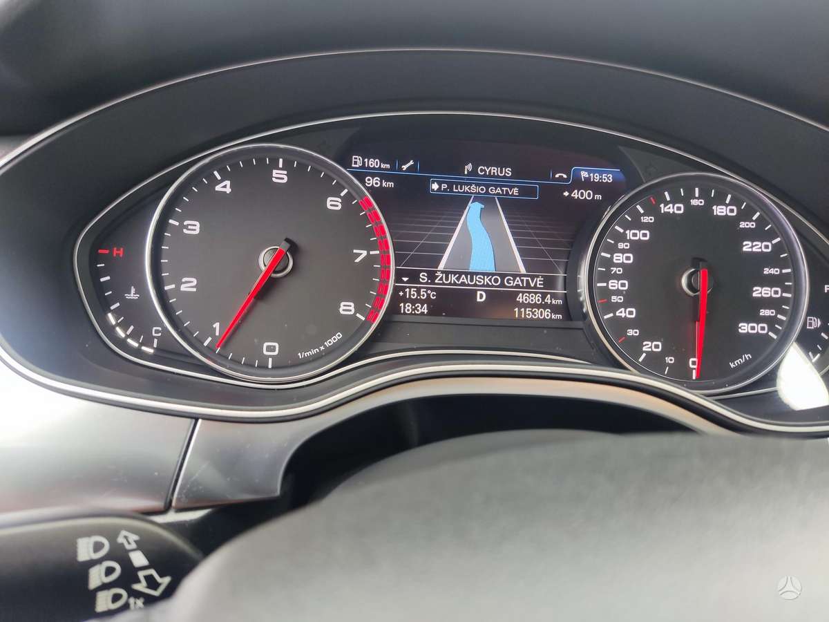 Audi A6, 2.0 l., Седан