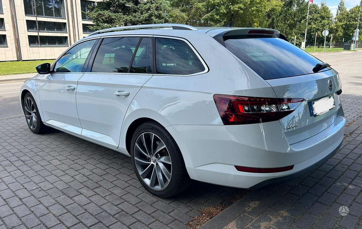 Skoda Superb, 2.0 l., wagon