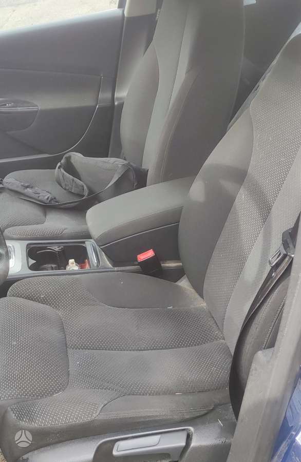 Volkswagen Passat - 6