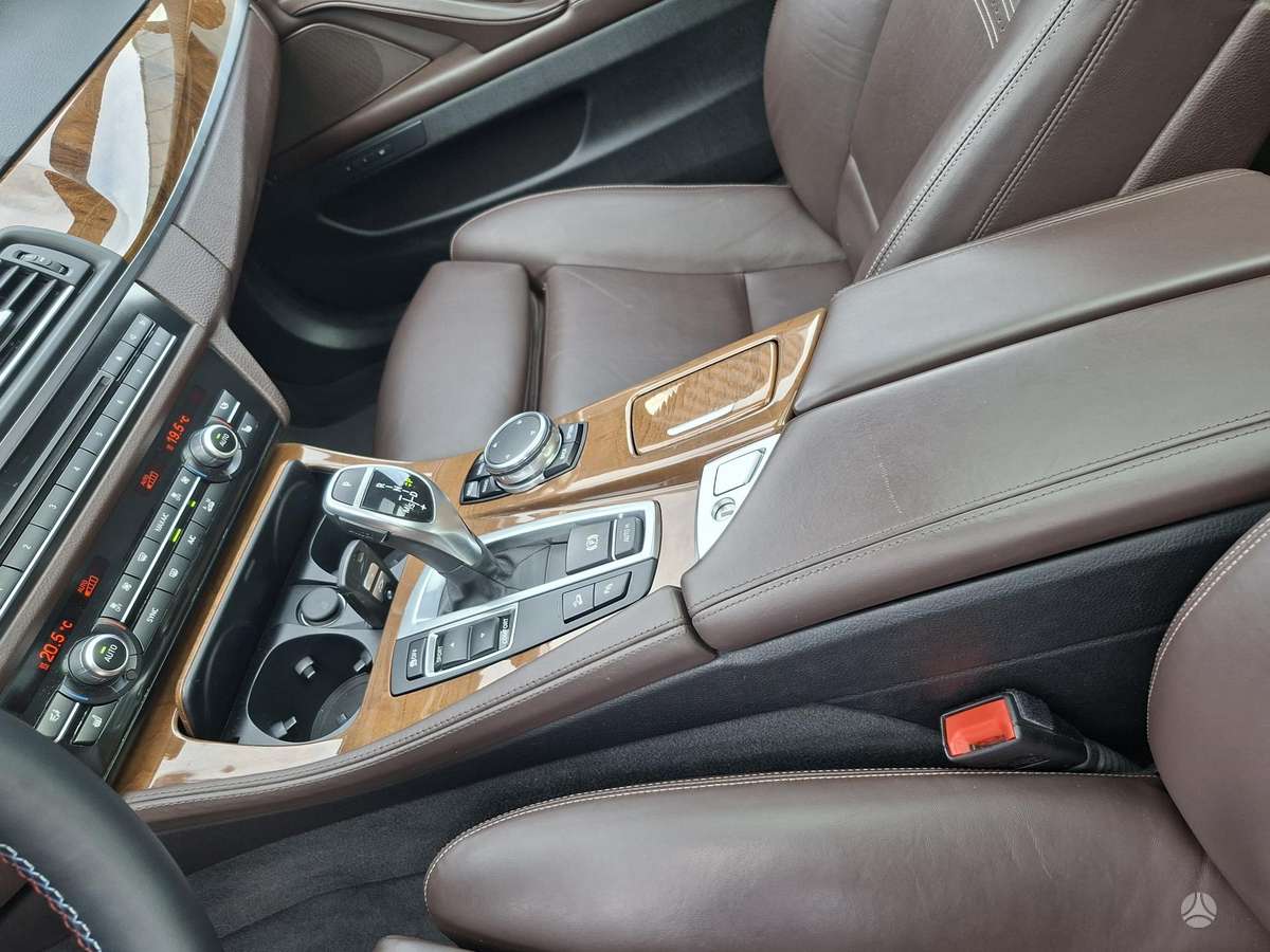 BMW 530, 3.0 l., wagon