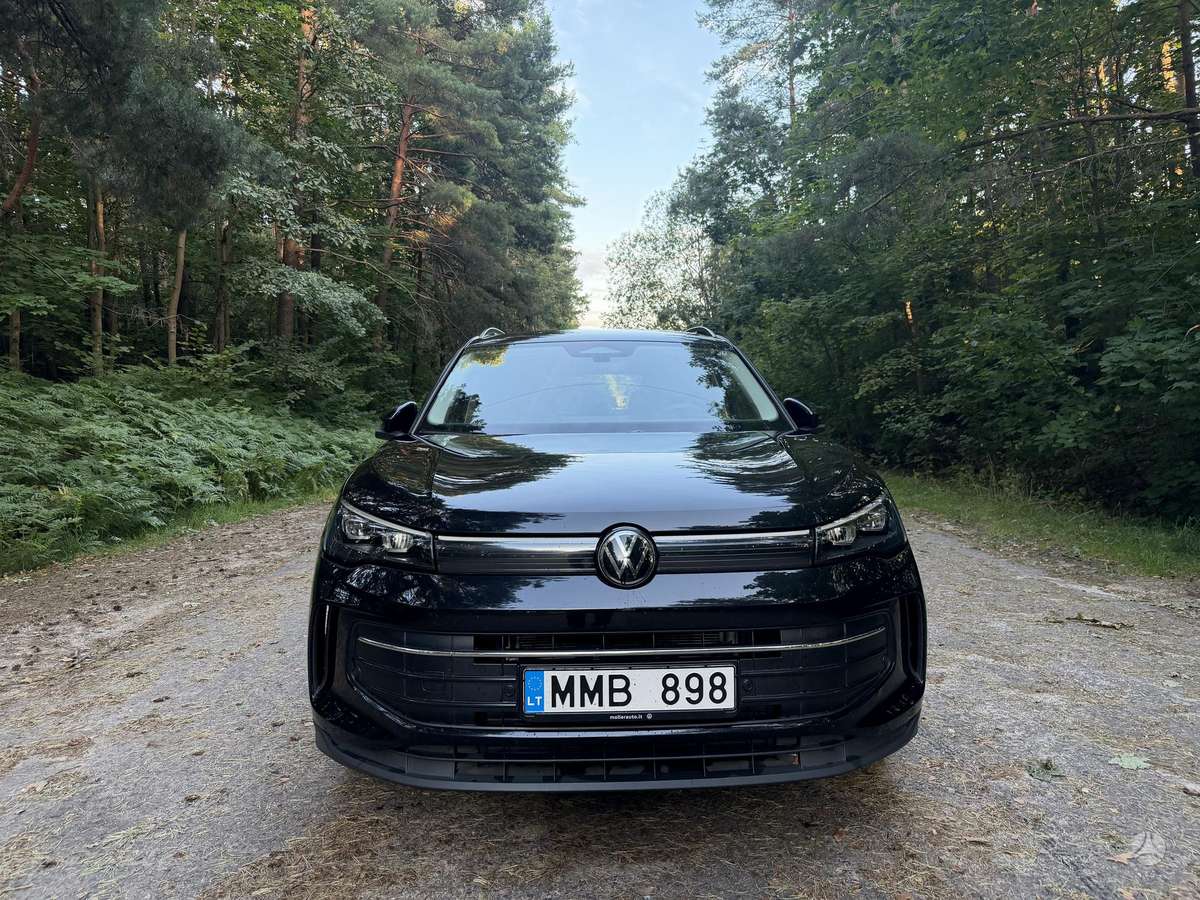 Volkswagen Tiguan - 8