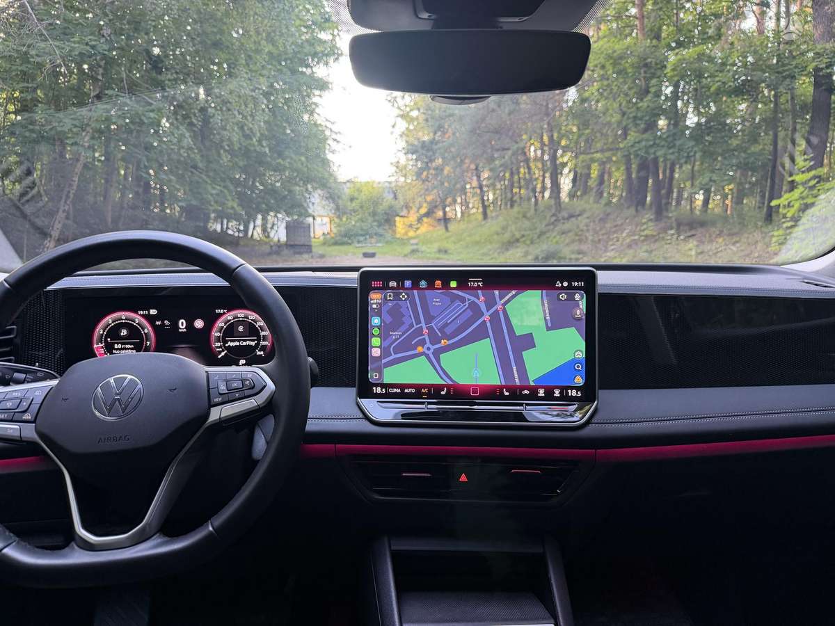 Volkswagen Tiguan - 11
