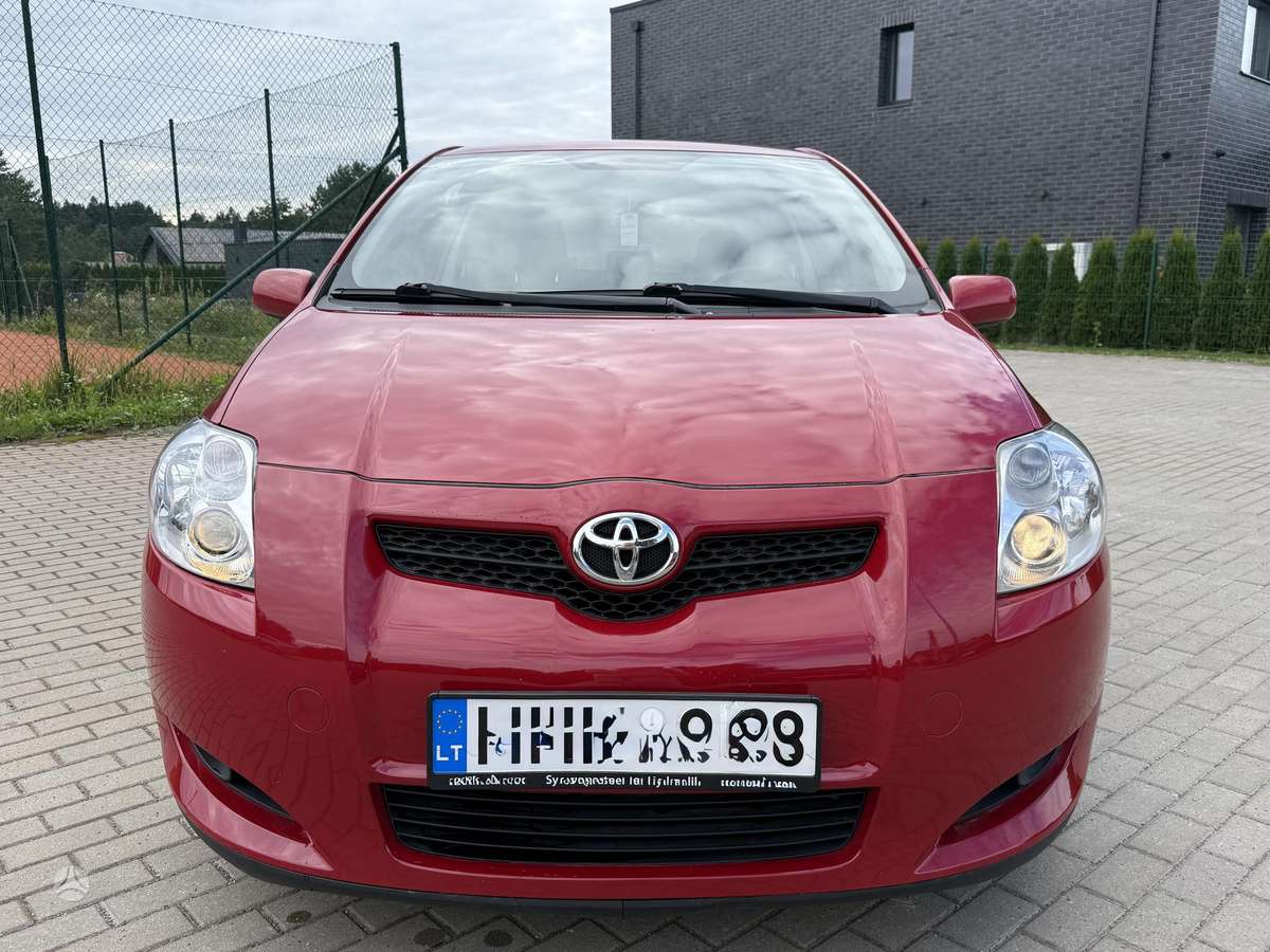 Toyota Auris, 1.6 l., hatchback