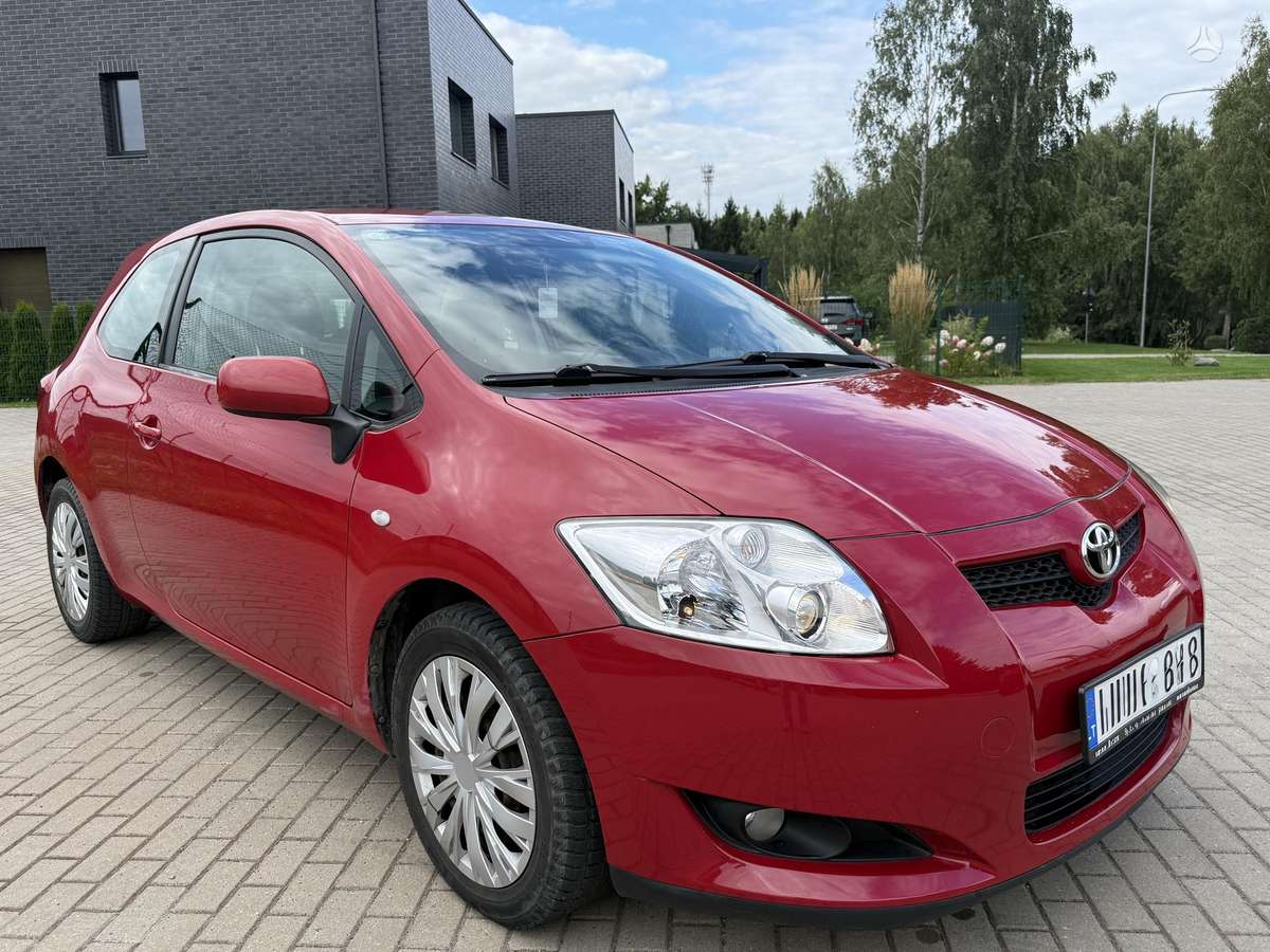 Toyota Auris, 1.6 l., hatchback